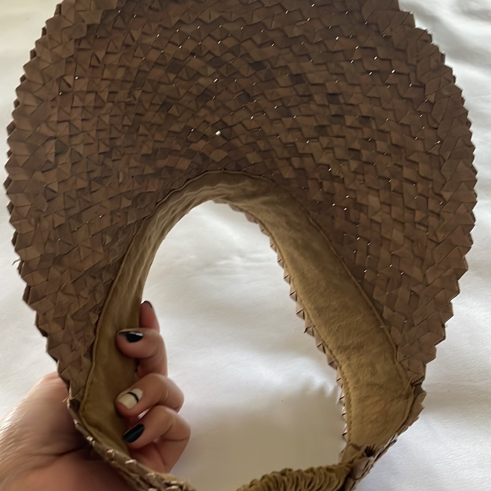 Hat - Picture 3 of 4
